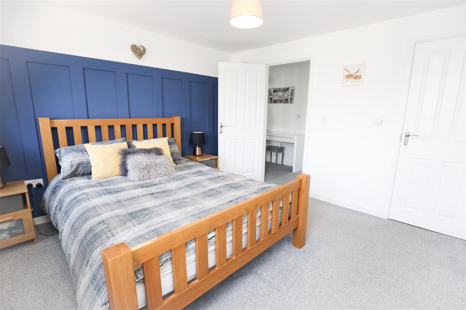 7 Plasnewydd Walk, Llantwit Major, Vale of Glamorgan, CF61 2YW